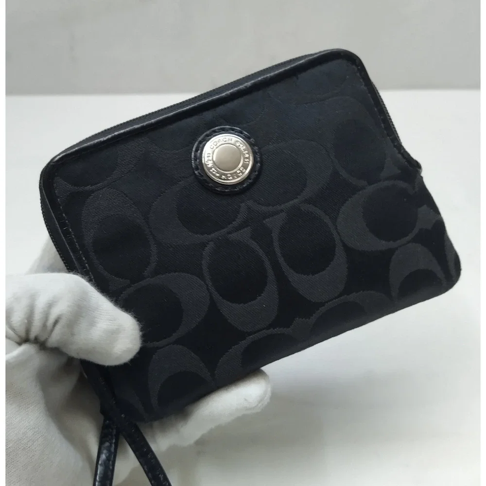 Coach Signature Black Canvas Credit Card Zip Around Square Wristlet Wallet